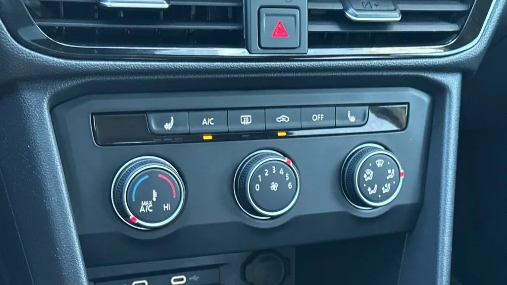 2022 Volkswagen Taos SE 4Motion
