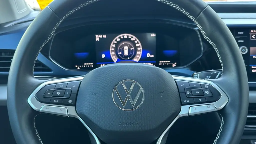 2022 Volkswagen Taos SE 4Motion