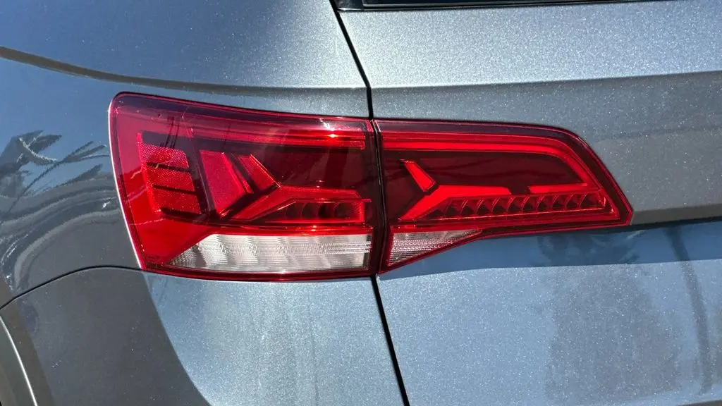 2022 Volkswagen Taos SE 4Motion