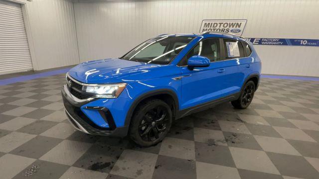 2022 Volkswagen Taos SE 4Motion