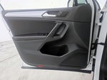 2023 Tiguan Thumbnail 12