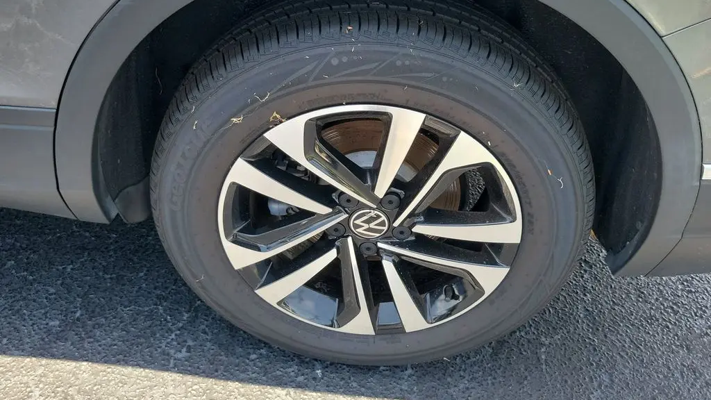 2023 Volkswagen Tiguan S