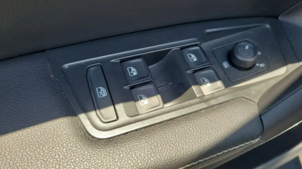 2023 Volkswagen Tiguan S