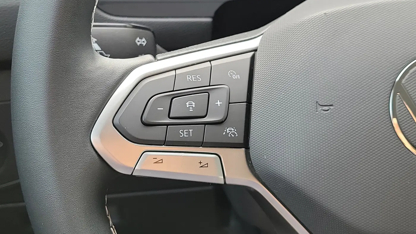 2023 Volkswagen Tiguan S