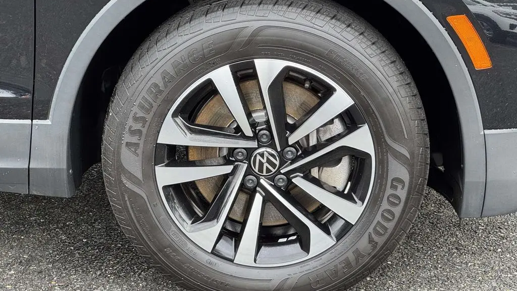 2024 Volkswagen Tiguan S