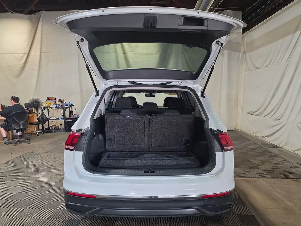 2023 Volkswagen Tiguan - $17,745