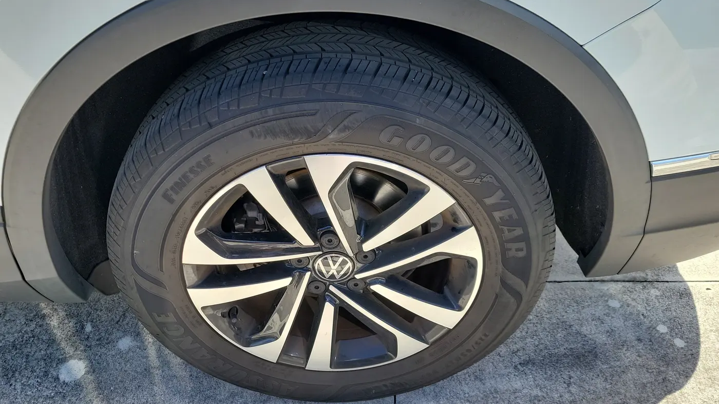 2023 Volkswagen Tiguan S