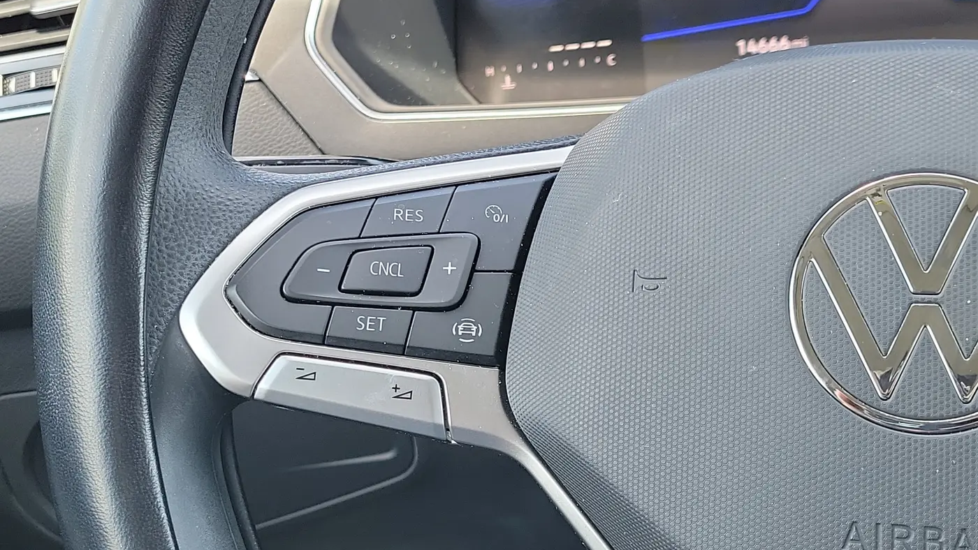 2023 Volkswagen Tiguan S