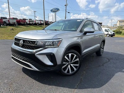 Photo of a 2022 Volkswagen Taos SE 4DR SUV for sale