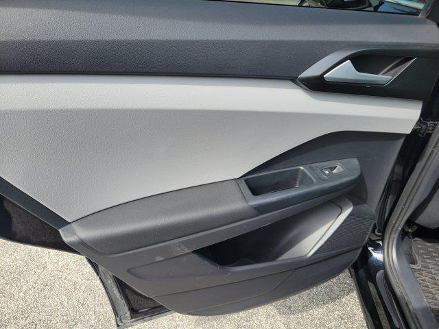 2022 Volkswagen Taos - $14,991