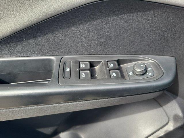 2022 Volkswagen Taos - $14,991