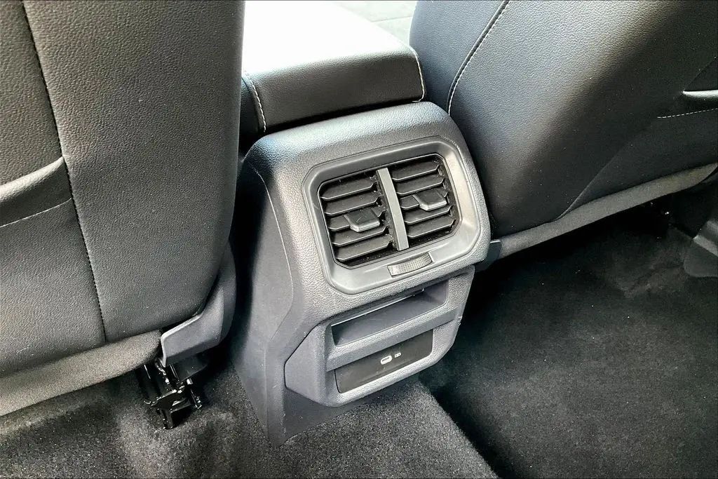 2022 Volkswagen Taos - $18,288