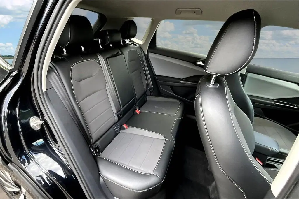 2022 Volkswagen Taos - $18,288