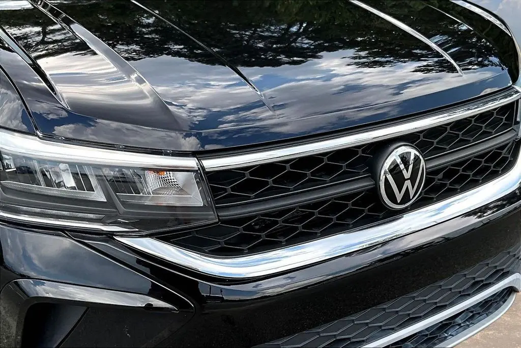 2022 Volkswagen Taos - $18,288