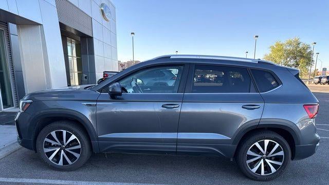 2022 Volkswagen Taos SE