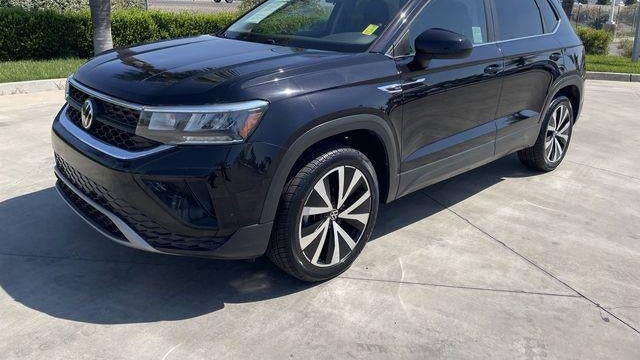 2022 Volkswagen Taos SE