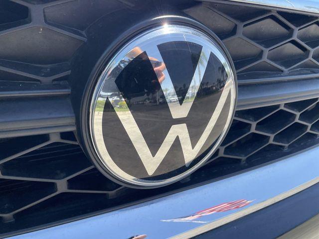2022 Volkswagen Taos - $18,999