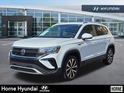 Photo of a 2022 Volkswagen Taos SE 4DR SUV for sale