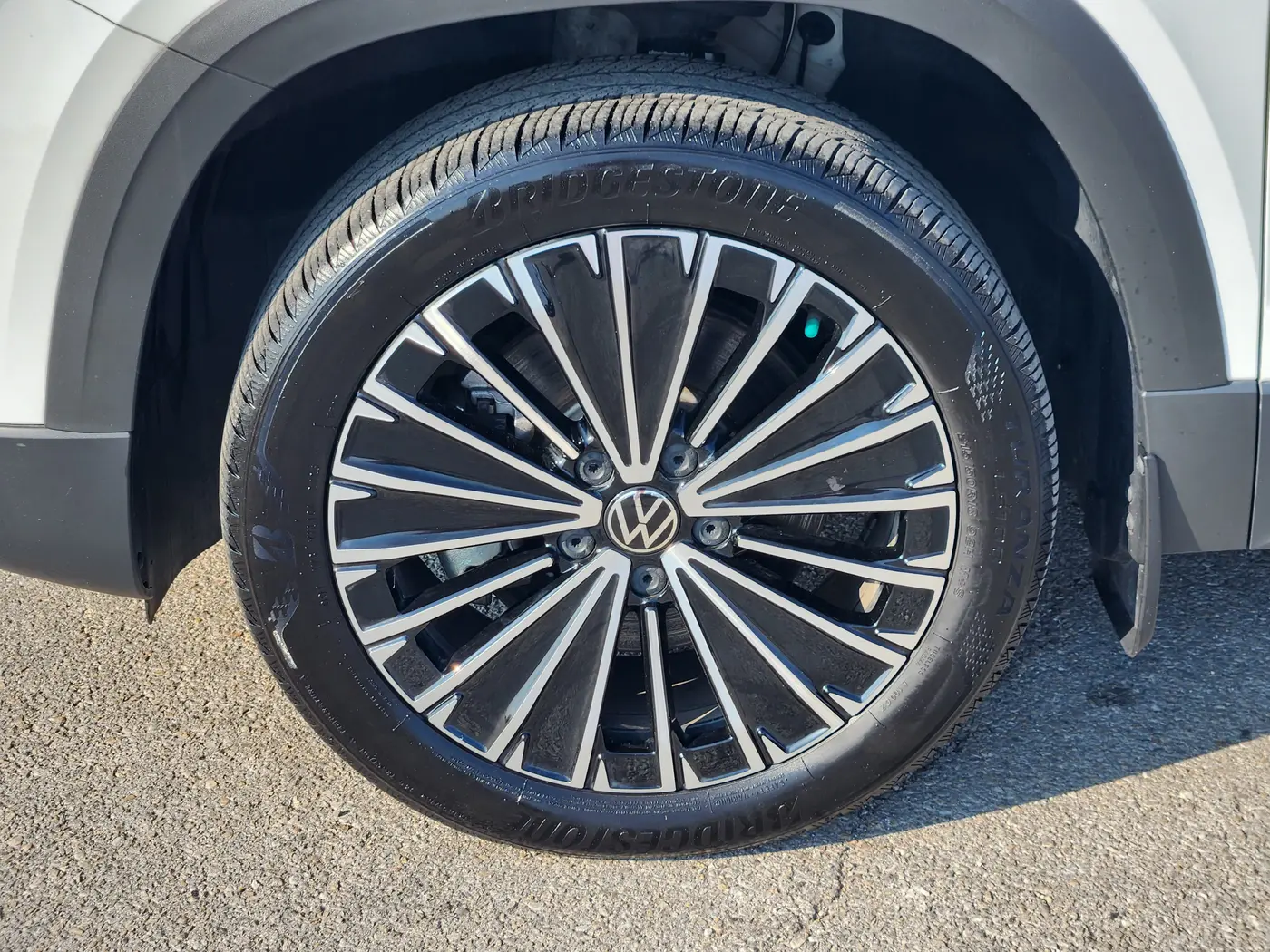 2025 Volkswagen Taos - $21,916