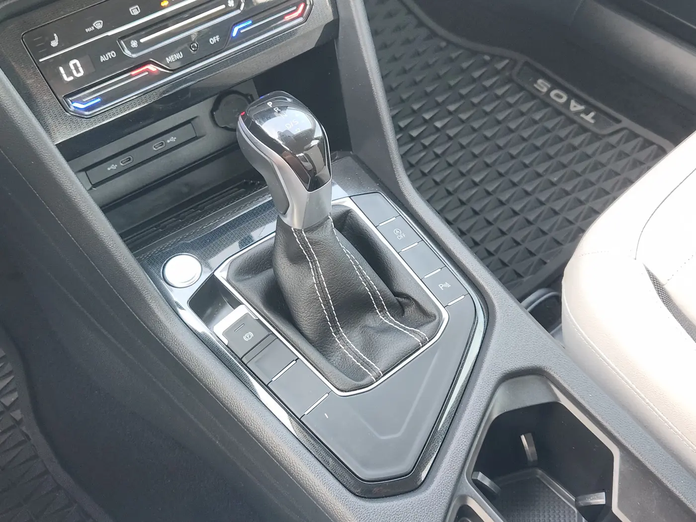 2025 Volkswagen Taos - $21,916