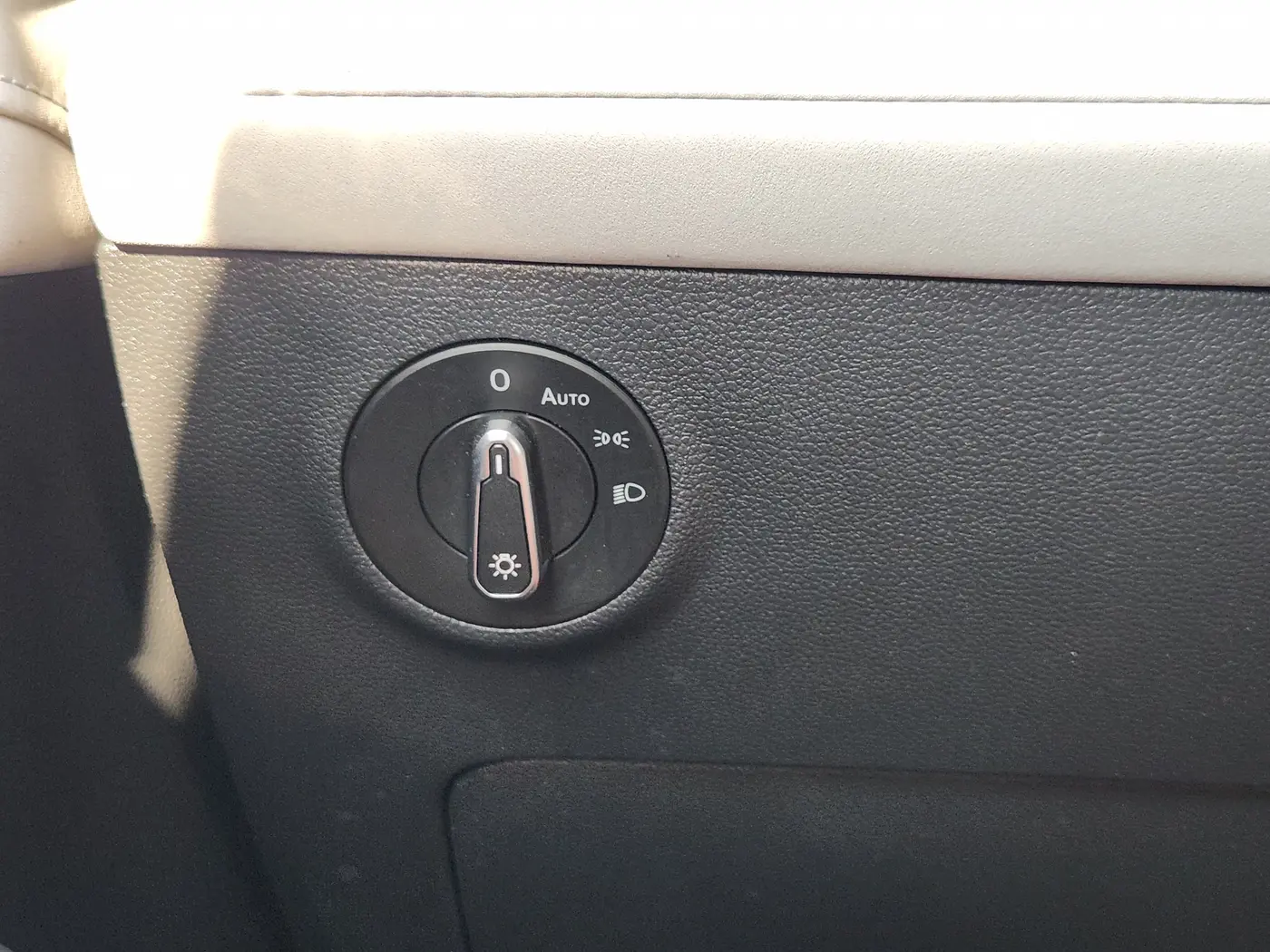 2025 Volkswagen Taos - $21,916