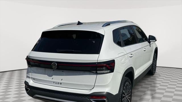 2025 Volkswagen Taos SE