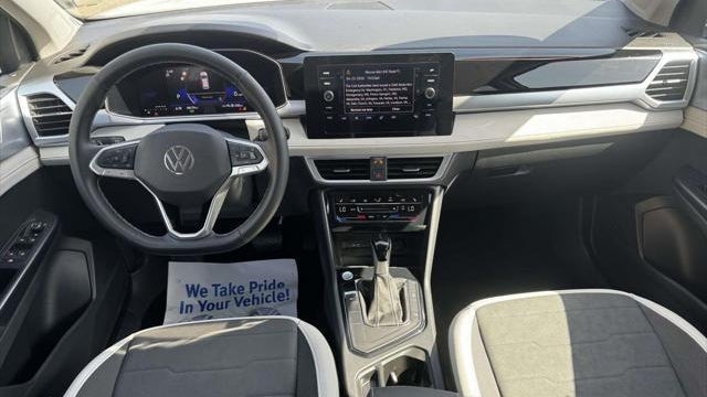 2025 Volkswagen Taos SE
