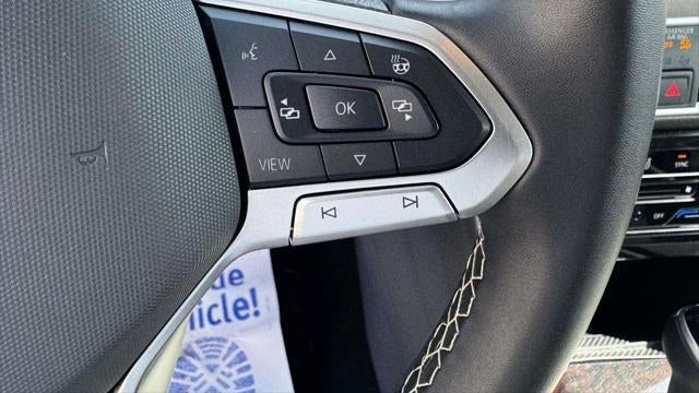 2025 Volkswagen Taos SE