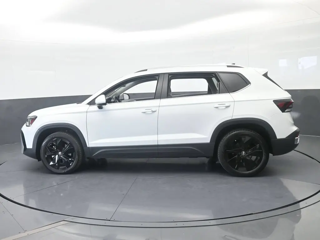 2025 Volkswagen Taos