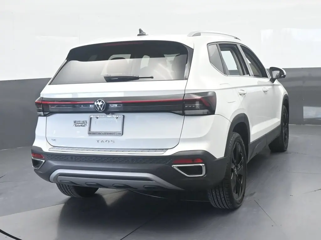 2025 Volkswagen Taos