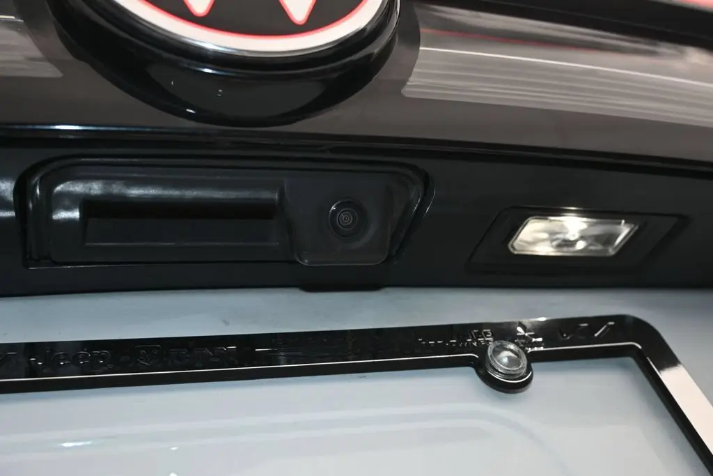 2025 Volkswagen Taos
