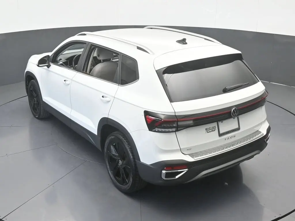 2025 Volkswagen Taos