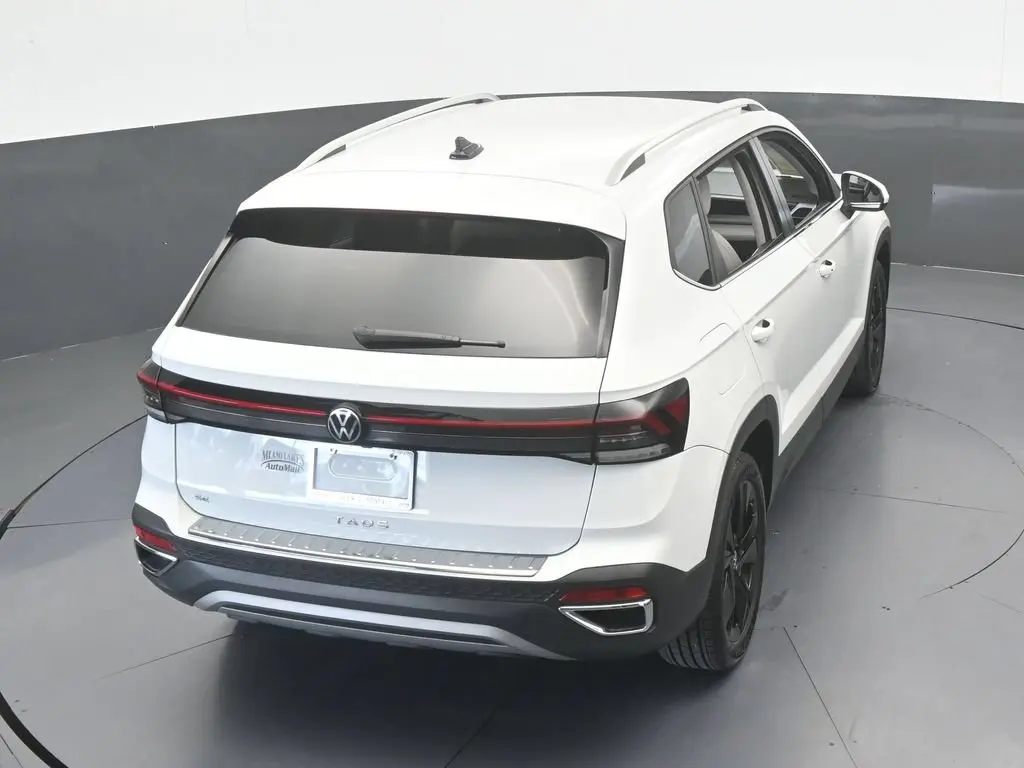 2025 Volkswagen Taos