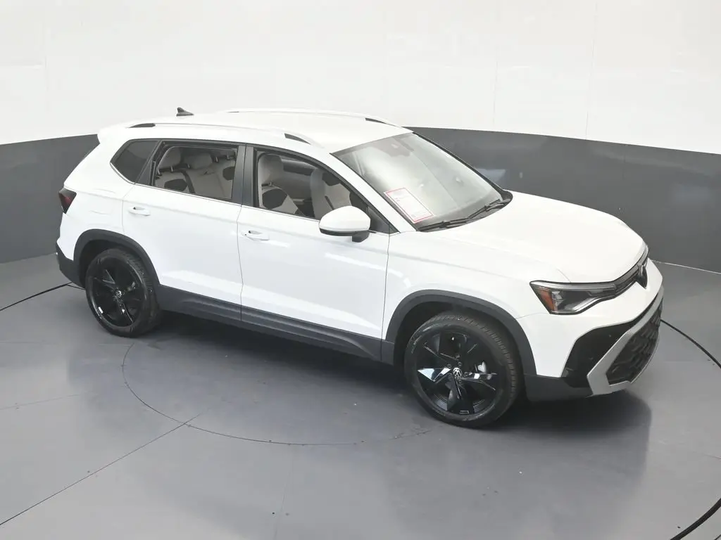 2025 Volkswagen Taos