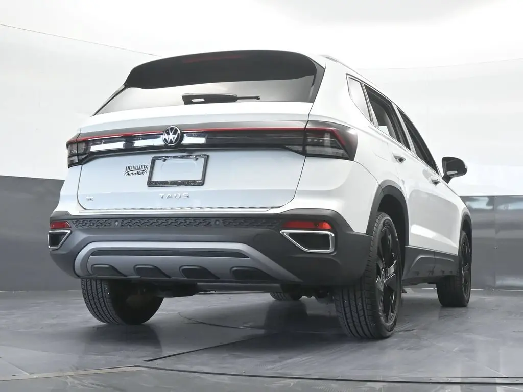 2025 Volkswagen Taos