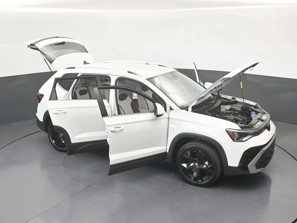 2025 Volkswagen Taos