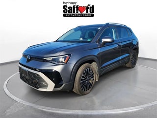 2025 Volkswagen Taos with Platinum Gray Metallic Exterior