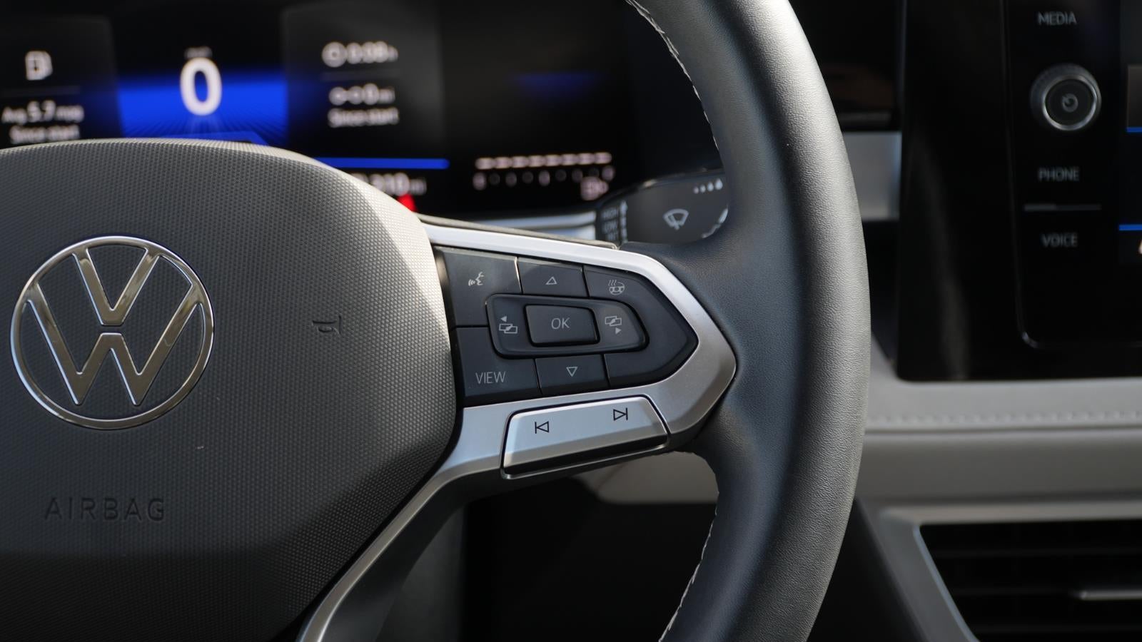2025 Volkswagen Taos SE