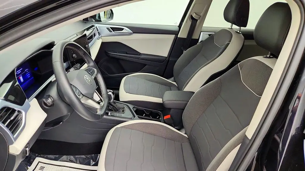 2025 Volkswagen Taos - $19,695