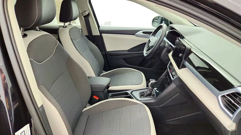 2025 Volkswagen Taos - $19,695