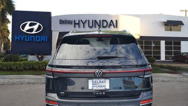 2025 Volkswagen Taos SE