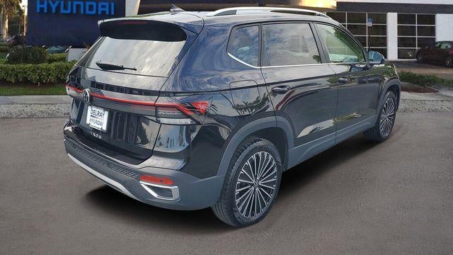 2025 Volkswagen Taos SE