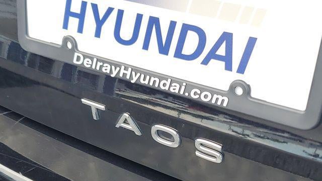 2025 Volkswagen Taos SE