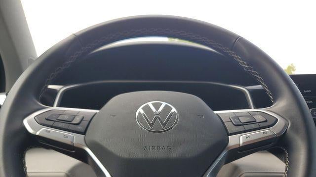 2025 Volkswagen Taos SE