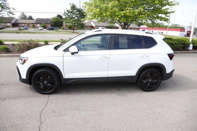 2025 Volkswagen Taos - $23,650