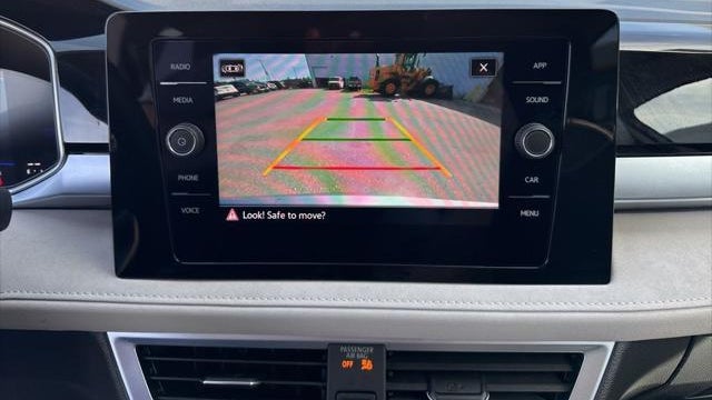 2025 Volkswagen Taos SE