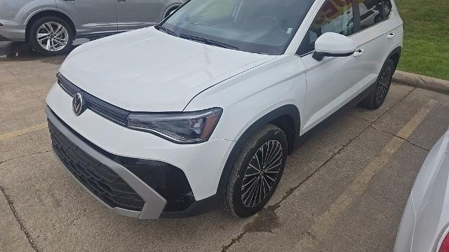 Preowned 2026 Volkswagen Taos SE for Sale