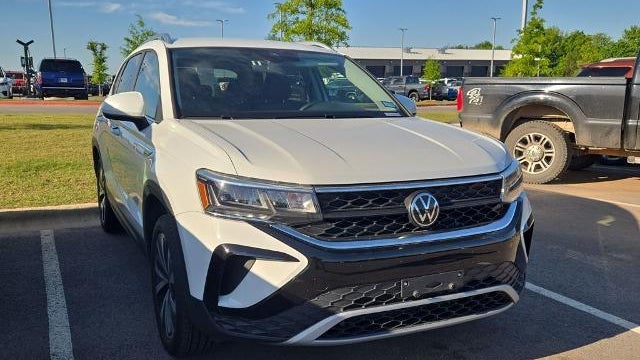 2024 Volkswagen Taos SE