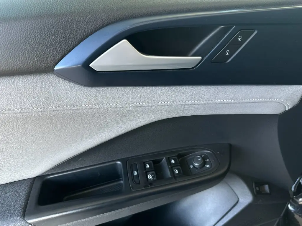 2024 Volkswagen Taos - $16,891