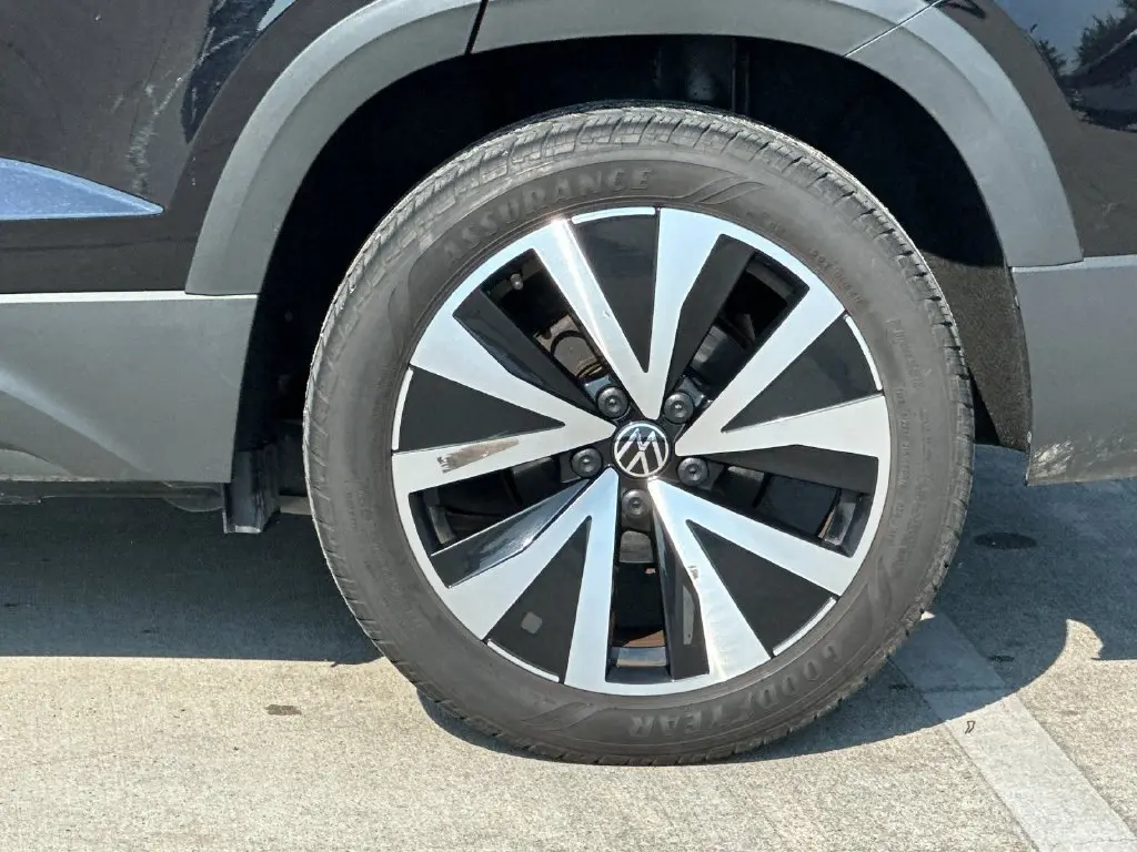 2024 Volkswagen Taos - $16,891